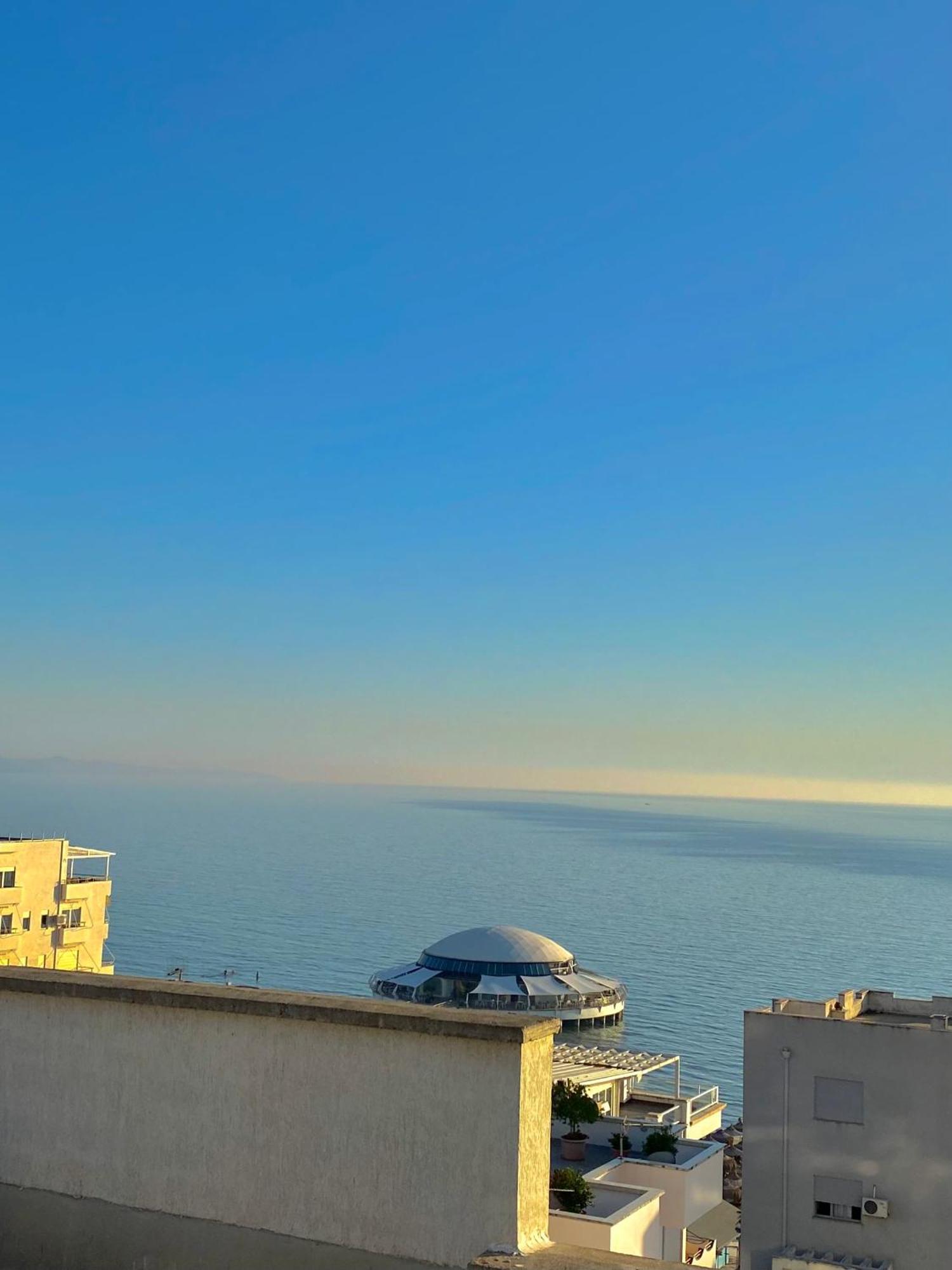 Prestige Apartament Sea View Durrës Buitenkant foto