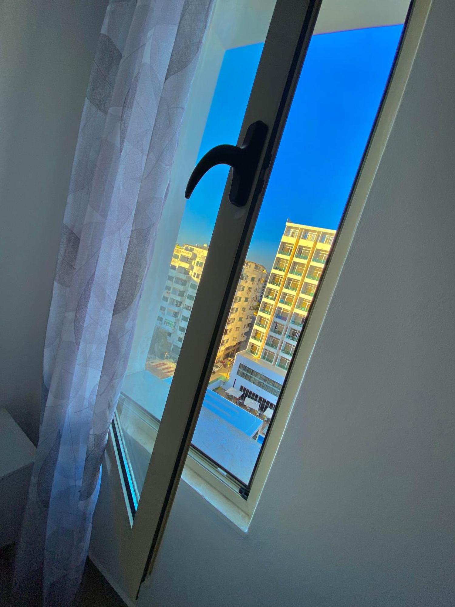 Prestige Apartament Sea View Durrës Buitenkant foto