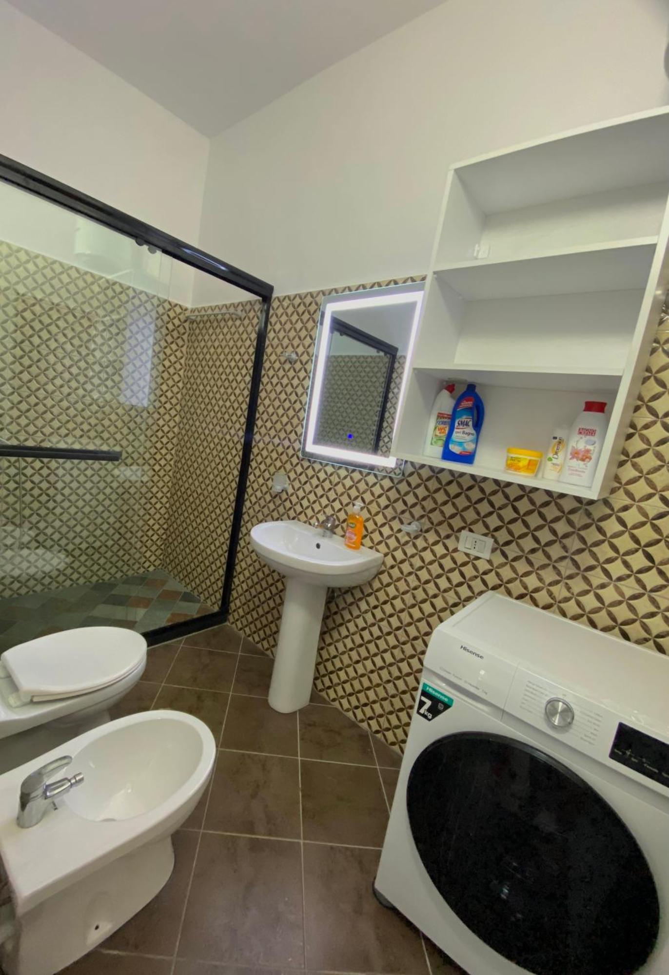 Prestige Apartament Sea View Durrës Buitenkant foto