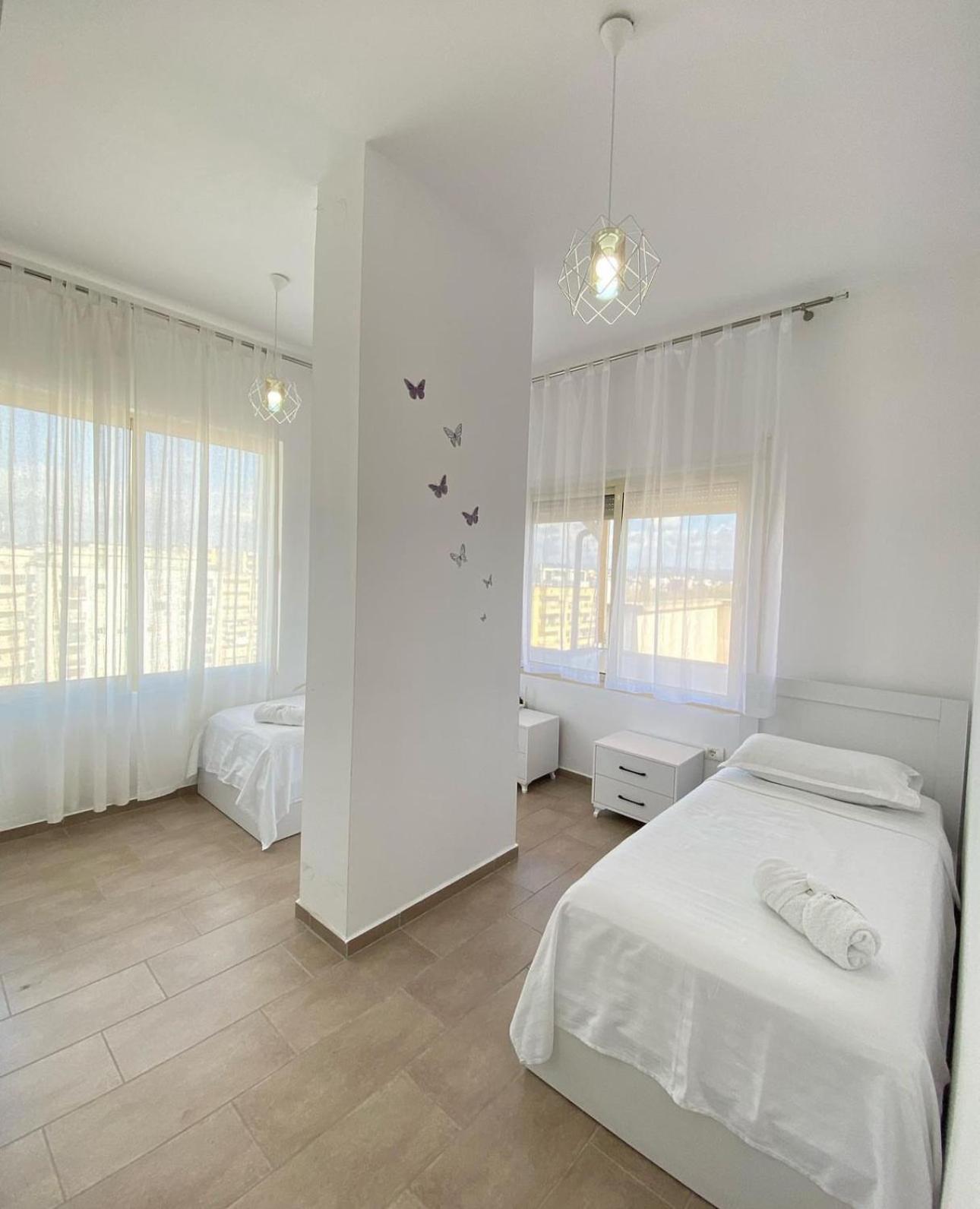 Prestige Apartament Sea View Durrës Buitenkant foto